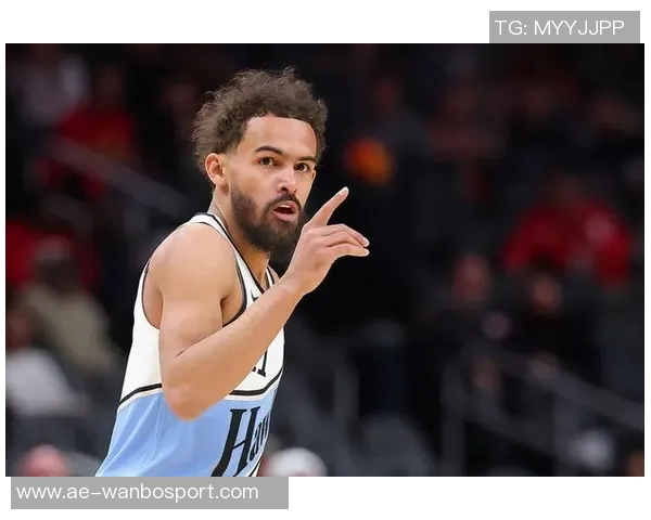 特雷杨因膝盖伤势退赛已返回亚特兰大接受MRI检查 特雷杨因膝盖伤势退赛已返回亚特兰大接受MRI检查